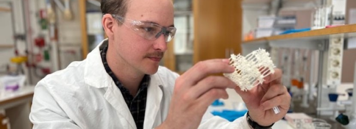 Un material altamente poroso para eliminar del agua residual contaminantes farmacéuticos Un material altamente poroso para eliminar del agua residual contaminantes farmacéuticos Bluegold