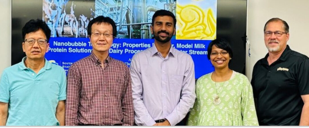 Investigadores del estudio sobre nanoburbujas en efluentes lácteos